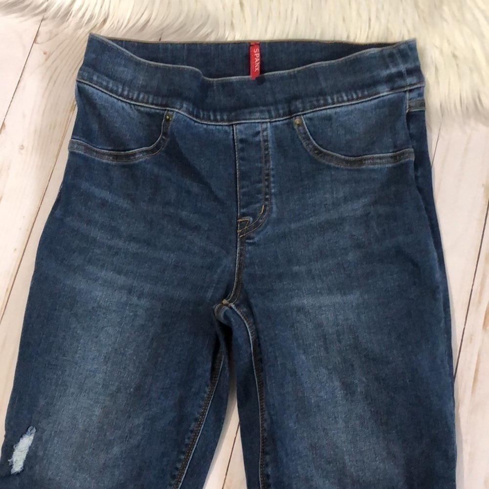 Spanx skinny lightly distressed jeans size S EUC - Picture 7 of 12